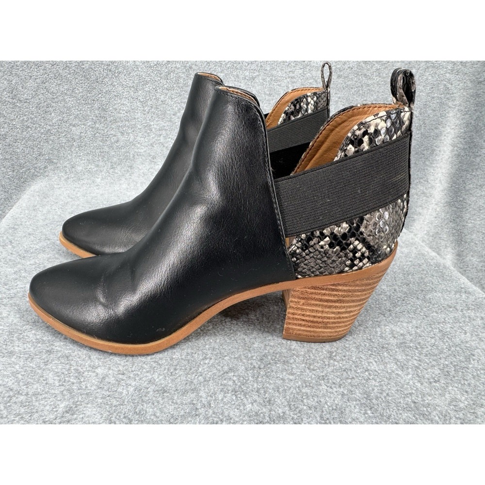 Women's Ankle Boots Faux Snake Back Cutout Block Heel Dolce Vita Size 6